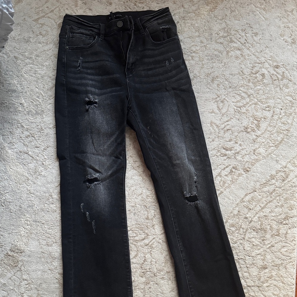 Edgy Black Distressed Skinny Jeans